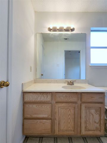 414 Dakota Drive, Joshua, TX 76058