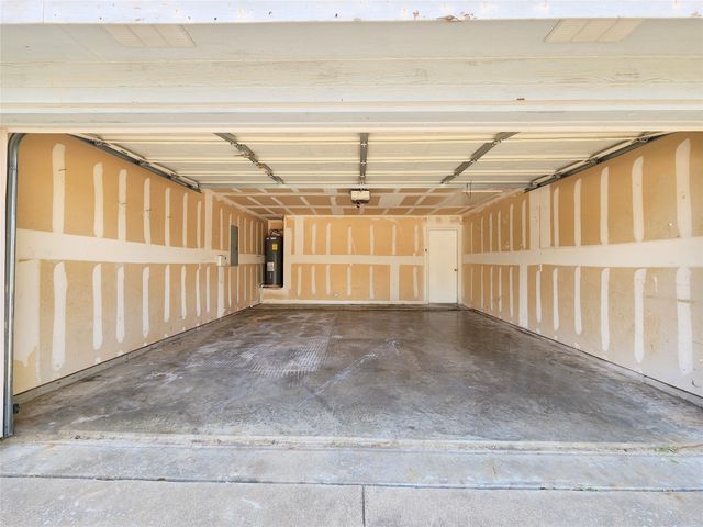 414 Dakota Drive, Joshua, TX 76058