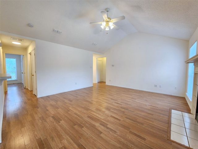 414 Dakota Drive, Joshua, TX 76058