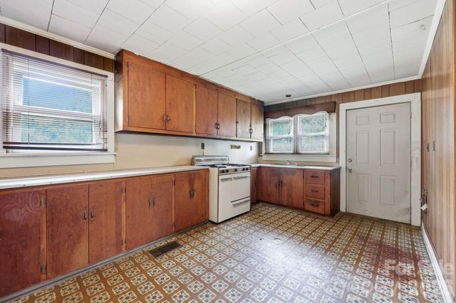 1303 Bringle Ferry Road, Salisbury, NC 28144