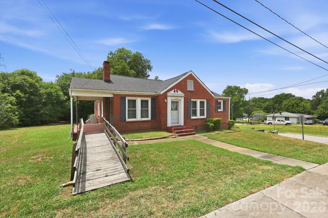 1303 Bringle Ferry Road, Salisbury, NC 28144