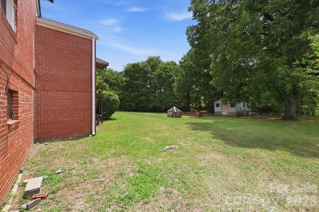 1303 Bringle Ferry Road, Salisbury, NC 28144