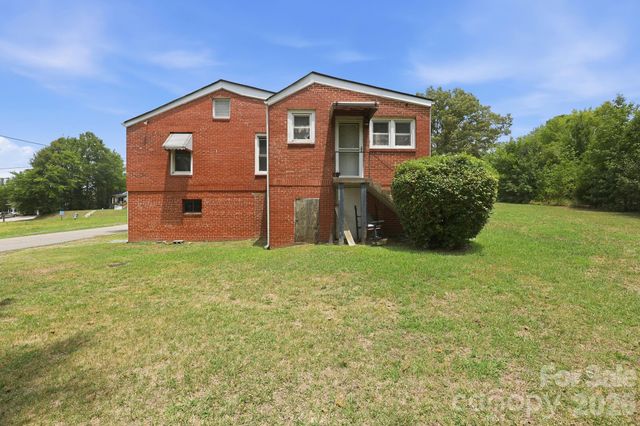 1303 Bringle Ferry Road, Salisbury, NC 28144
