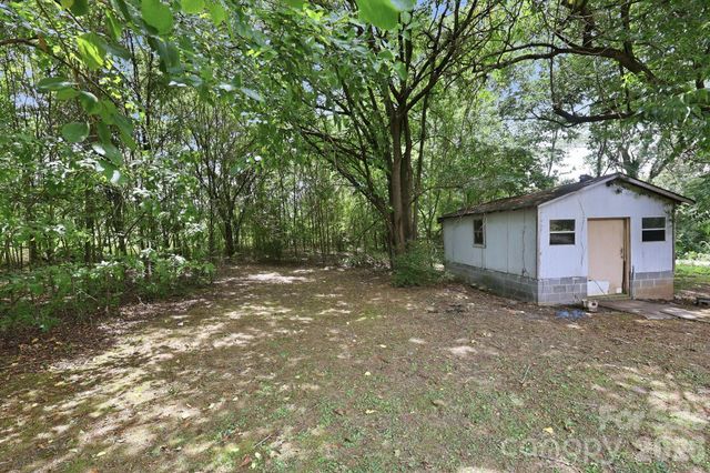 1303 Bringle Ferry Road, Salisbury, NC 28144