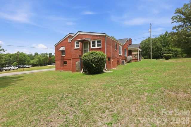 1303 Bringle Ferry Road, Salisbury, NC 28144