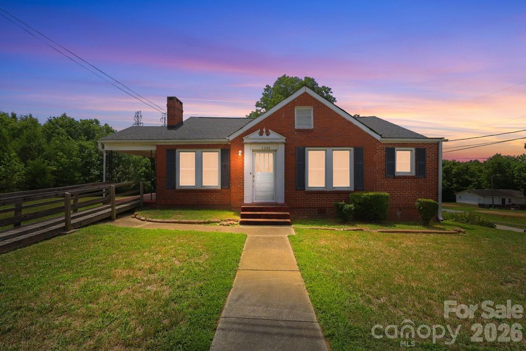 1303 Bringle Ferry Road, Salisbury, NC 28144