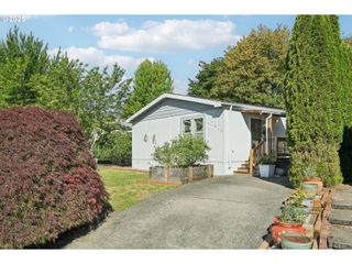 17978 S GRANT Dr, Oregon City, OR 97045