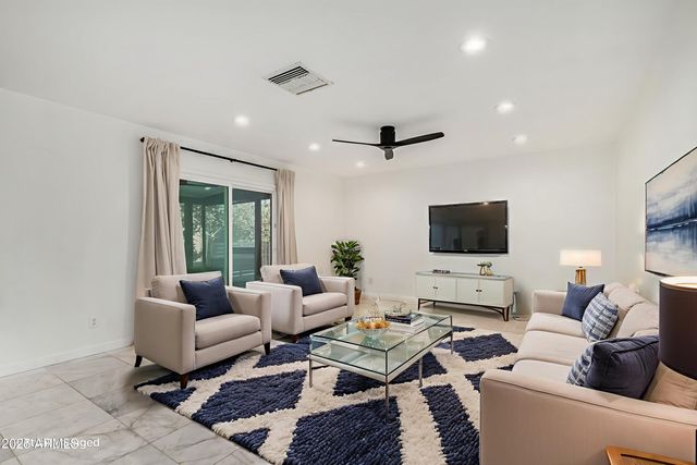 4140 W ANDERSON Drive, Glendale, AZ 85308