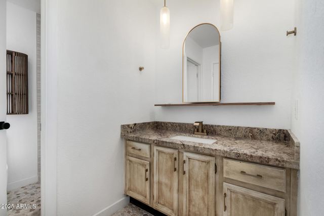 4140 W ANDERSON Drive, Glendale, AZ 85308