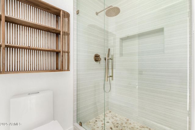 4140 W ANDERSON Drive, Glendale, AZ 85308