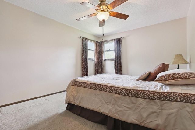 2839 Coventry LANE, Waukesha, WI 53188