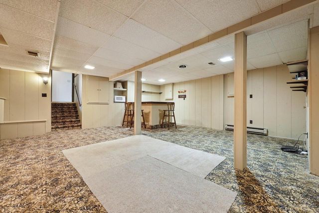 2839 Coventry LANE, Waukesha, WI 53188