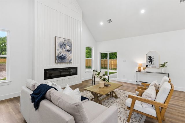 2223 Fordham Road, Dallas, TX 75216