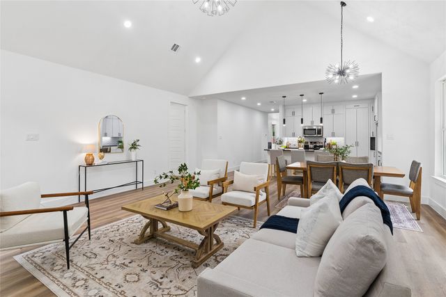 2223 Fordham Road, Dallas, TX 75216