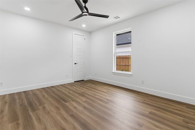 2223 Fordham Road, Dallas, TX 75216