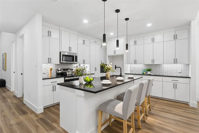 2223 Fordham Road, Dallas, TX 75216