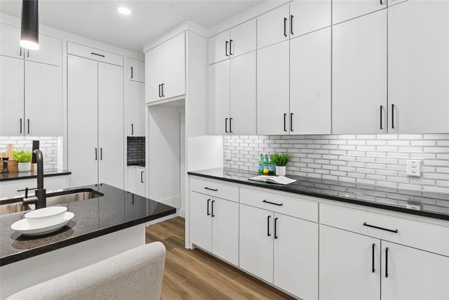 2223 Fordham Road, Dallas, TX 75216