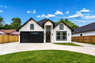 2223 Fordham Road, Dallas, TX 75216