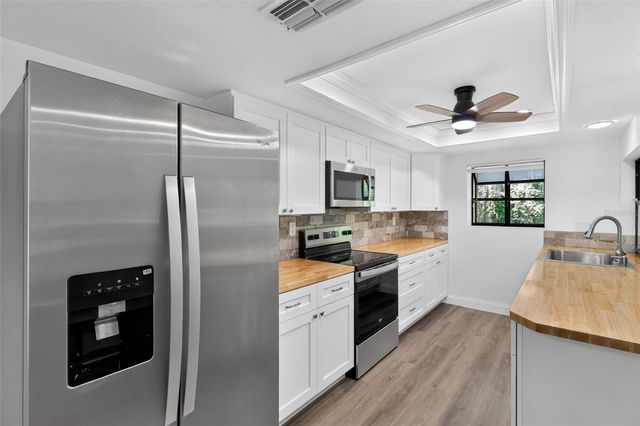 7025 COGNAC DRIVE 4, New Port Richey, FL 34653