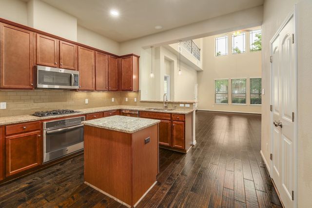 2930 Grand Oaks LOOP 3102, Cedar Park, TX 78613