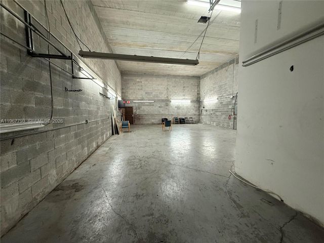 13443 NW 47th Ave 10, Opa-locka, FL 33054