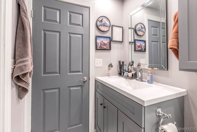 1210 Youngs Road G, Amherst, NY 14221