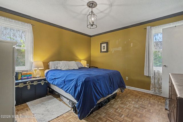 8351 Whitehead Drive, Southaven, MS 38671