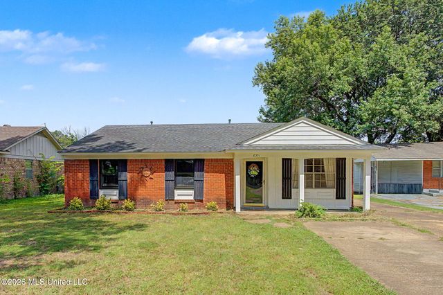 8351 Whitehead Drive, Southaven, MS 38671