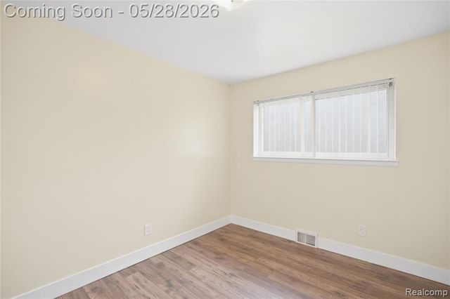29108 Dover Avenue, Warren, MI 48088