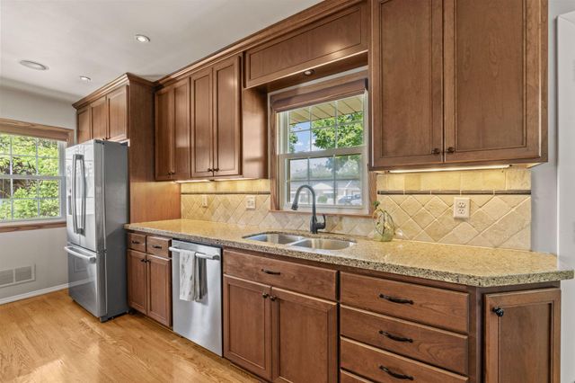 3418 Hayes Street NE, Minneapolis, MN 55418