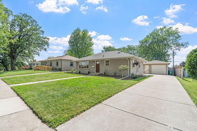 3418 Hayes Street NE, Minneapolis, MN 55418