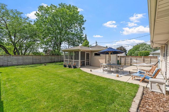 3418 Hayes Street NE, Minneapolis, MN 55418