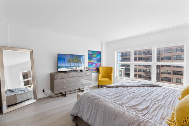 3850 GALT OCEAN Drive 1504, Fort Lauderdale, FL 33308
