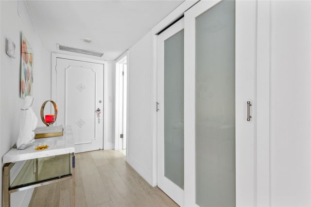 3850 GALT OCEAN Drive 1504, Fort Lauderdale, FL 33308