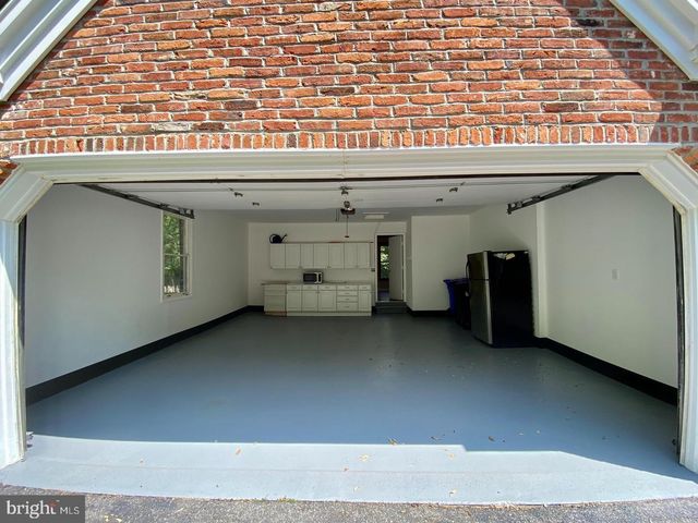 16217 WHITEHAVEN RD, Silver Spring, MD 20906