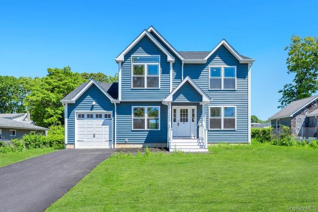 77 Carlton Avenue, Mastic, NY 11950