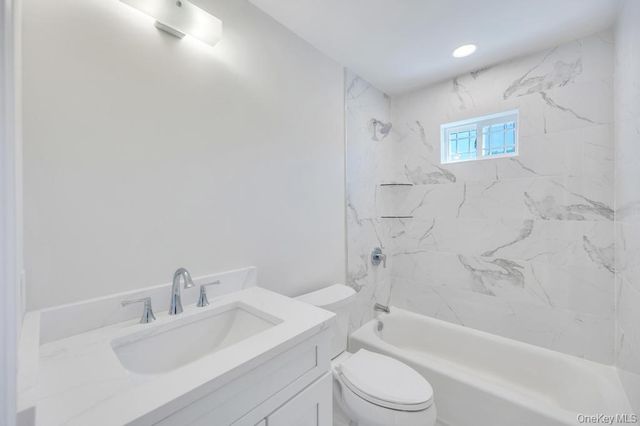 77 Carlton Avenue, Mastic, NY 11950
