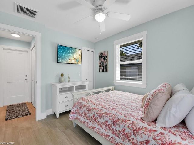 3840 SE 13th AVE, Cape Coral, FL 33904