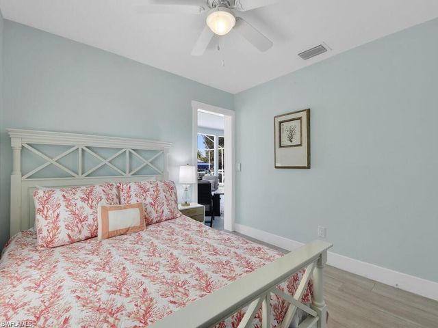 3840 SE 13th AVE, Cape Coral, FL 33904