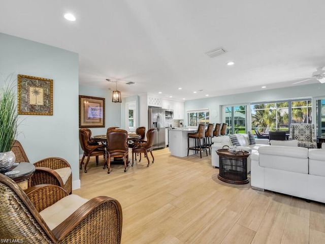 3840 SE 13th AVE, Cape Coral, FL 33904