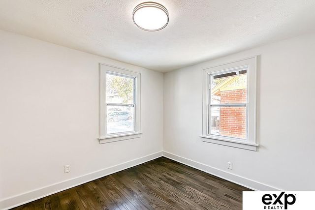 4643 Larimore Avenue, Omaha, NE 68104