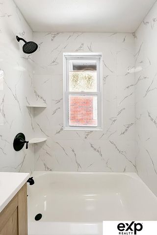 4643 Larimore Avenue, Omaha, NE 68104