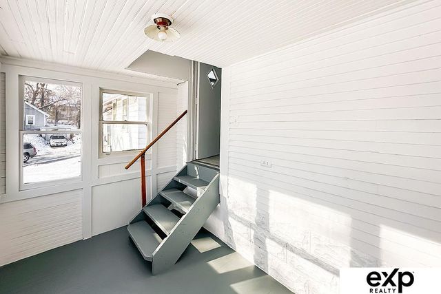 4643 Larimore Avenue, Omaha, NE 68104