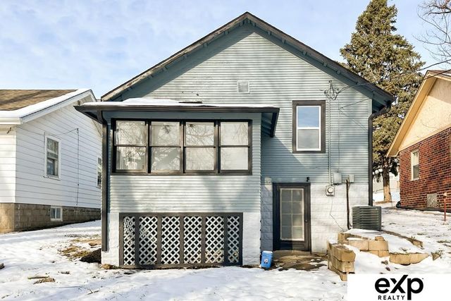 4643 Larimore Avenue, Omaha, NE 68104