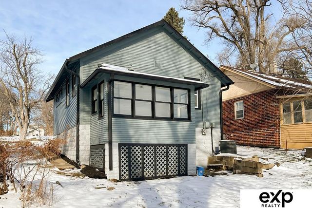 4643 Larimore Avenue, Omaha, NE 68104