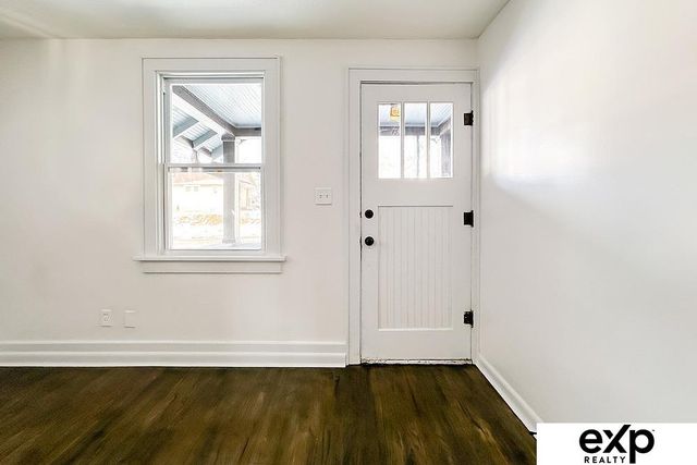 4643 Larimore Avenue, Omaha, NE 68104