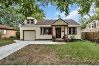 826 S Dellrose Ave, Wichita, KS 67218