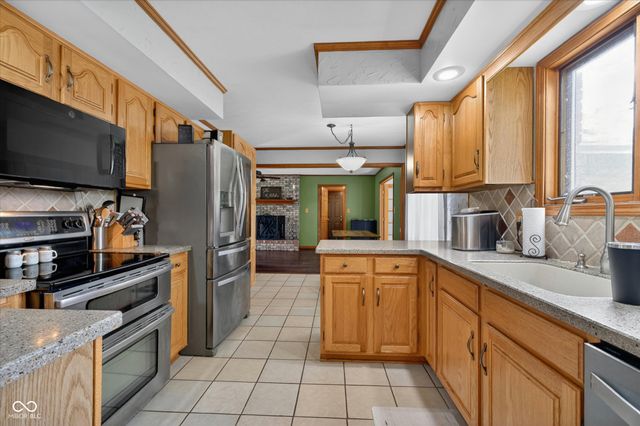 3367 E 150 N, Anderson, IN 46012