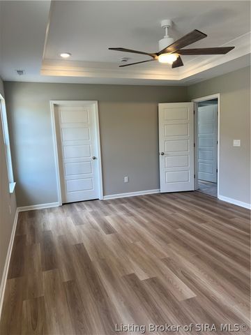4001 Crestwood Drive, Floyds Knobs, IN 47119