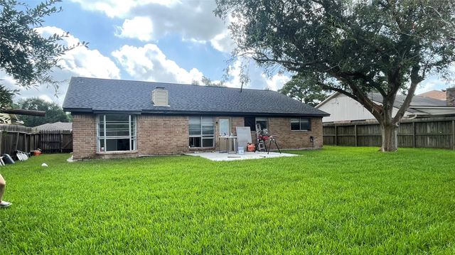 1811 Hanbury Court, Sugar Land, TX 77498